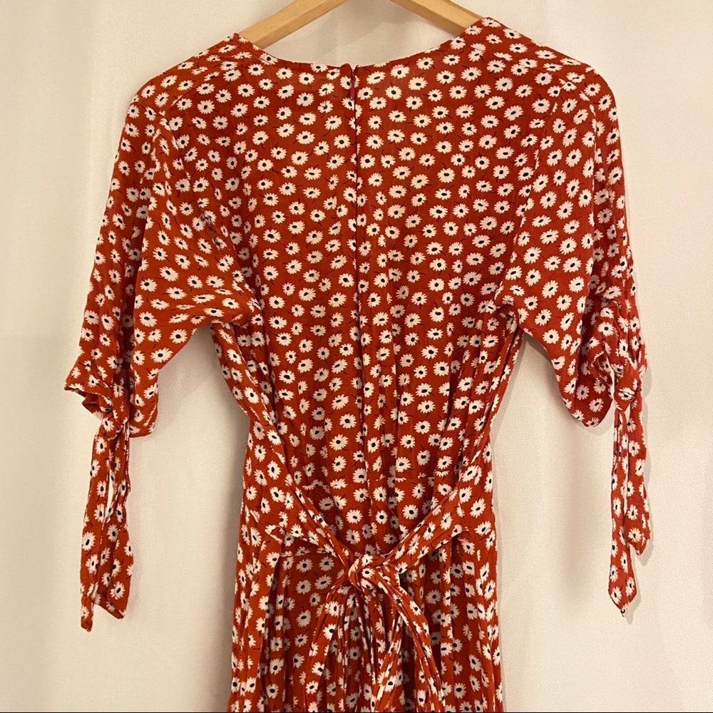 Faithfull The Brand Nina Midi Dress in Danica Floral - Picture 10 of 13